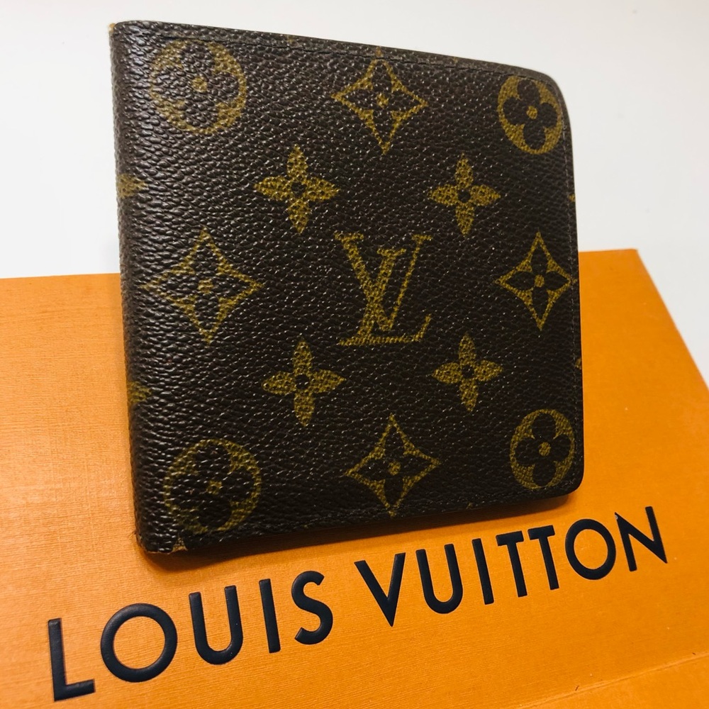 PRICE DROP!! Genuine Louis Vuitton Monogram Marco Wallet